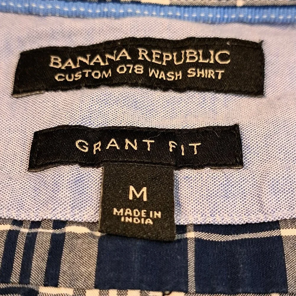 Banana Republic Men's Medium Grant Fit Custom 078 Wash Shirt